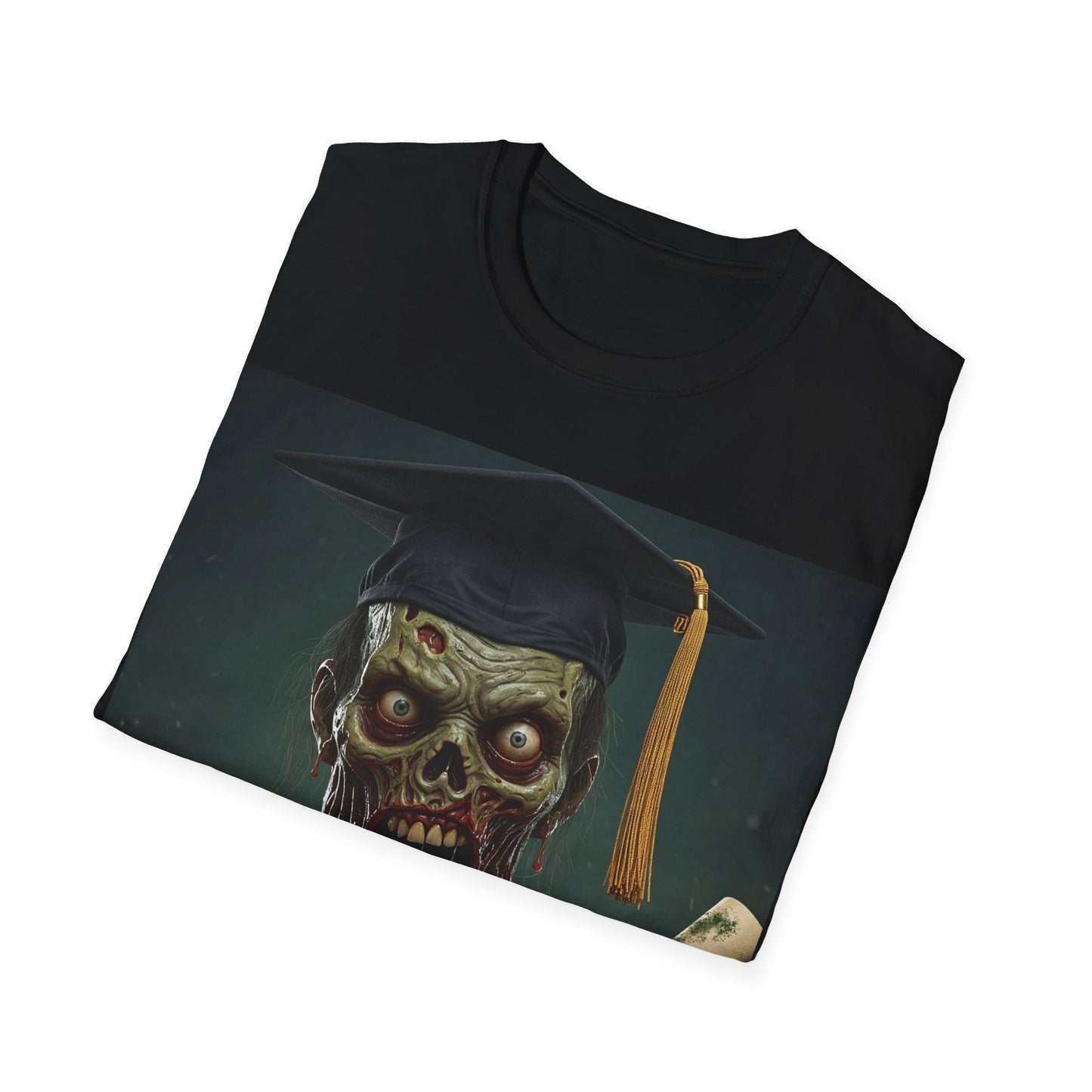 UK - Zombie Graduate Unisex Softstyle T-Shirt - Perfect for Halloween & Graduation