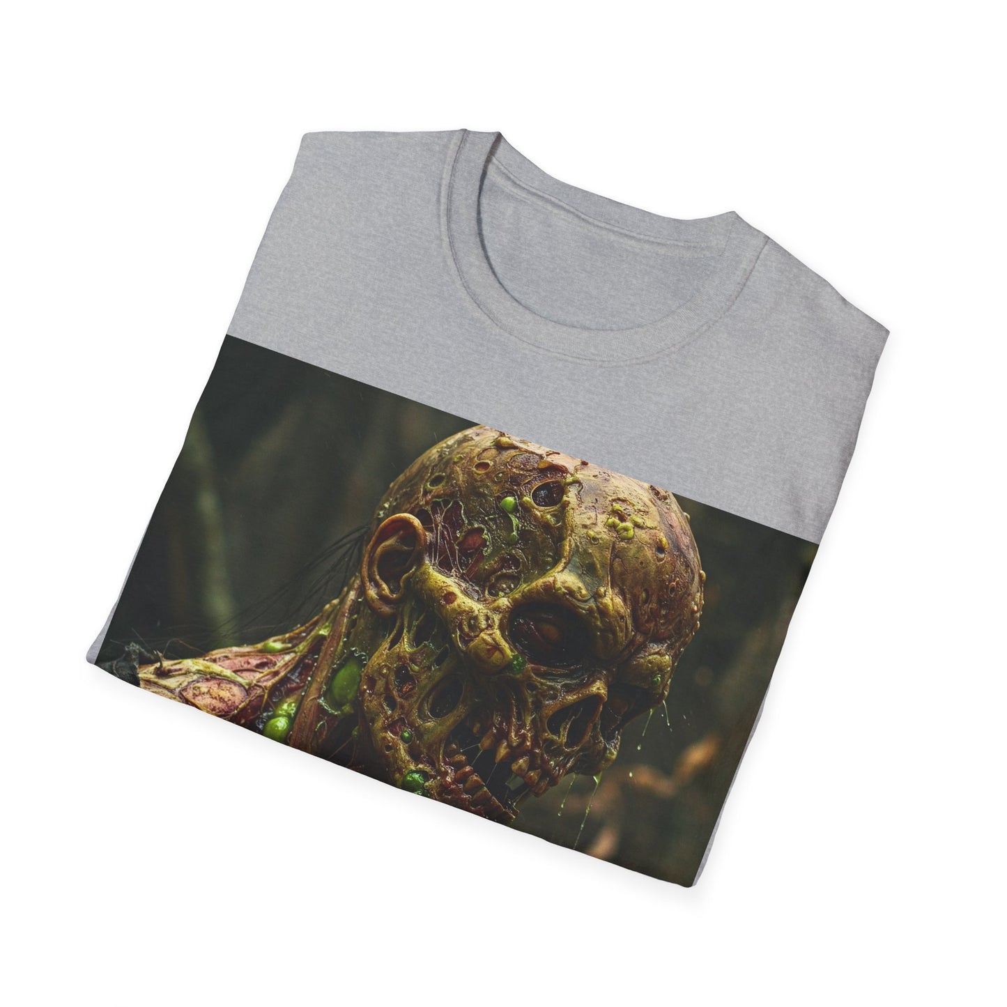 UK - Creepy Zombie Graphic Unisex Softstyle T-Shirt - Perfect for Halloween and Horror Fans