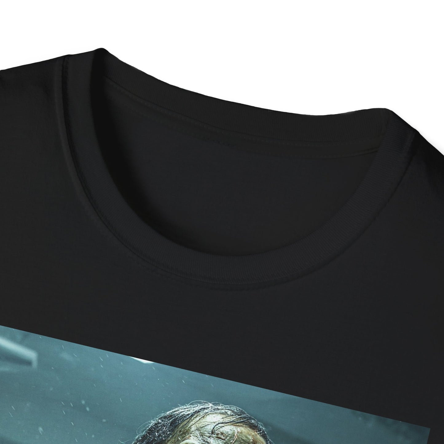 Unisex Horror Graphic T-Shirt - Creepy Zombie Design