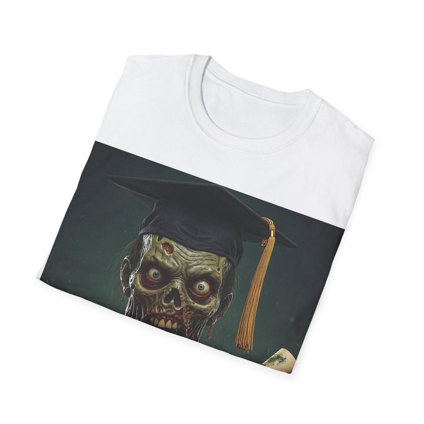 UK - Zombie Graduate Unisex Softstyle T-Shirt - Perfect for Halloween & Graduation