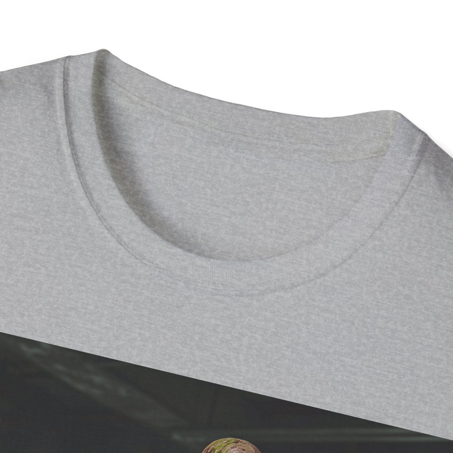 UK - Unisex Zombie Graphic T-Shirt - Perfect for Halloween and Horror Fans