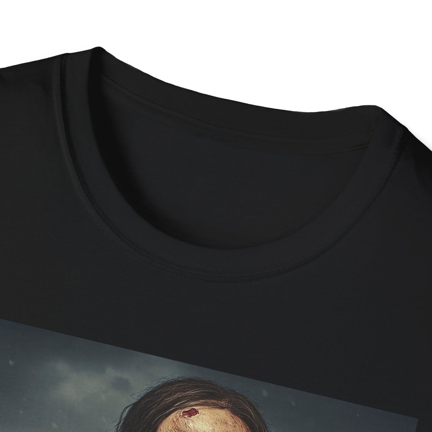 Chilling Horror Graphic T-Shirt for Halloween Enthusiasts