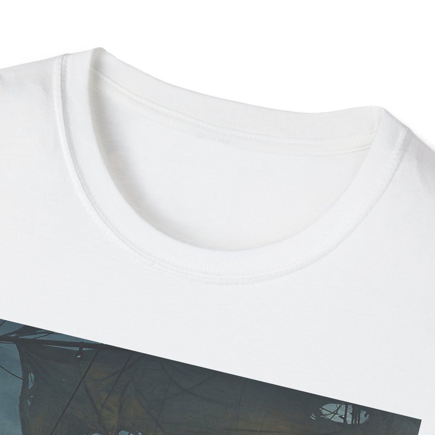 Adventurous Pirate Graphic Unisex T-Shirt - Perfect for Sea Lovers!