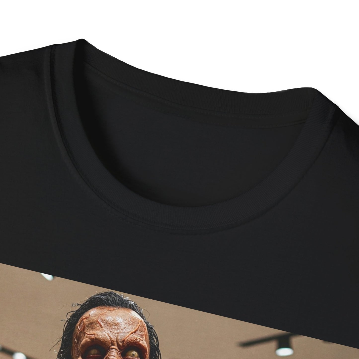 UK - Creepy Vintage Skull T-Shirt for Halloween