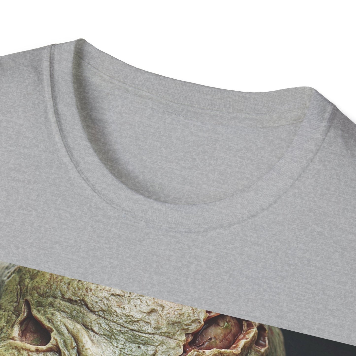 UK - Zombie Apocalypse Apocalyptic Portrait Tee, bold, decaying zombie graphic