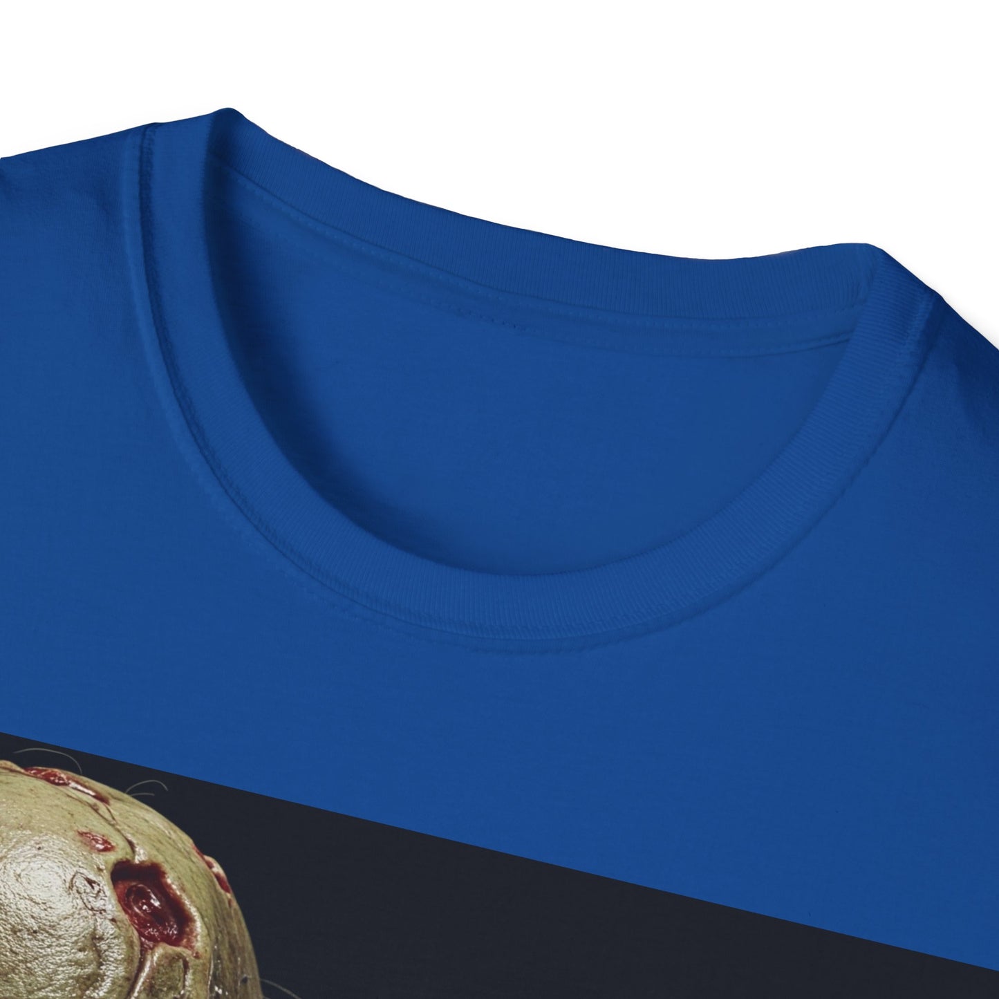 UK - Cute Zombie Cat Apocalyptic Portrait Tee, bold, decaying zombie graphic
