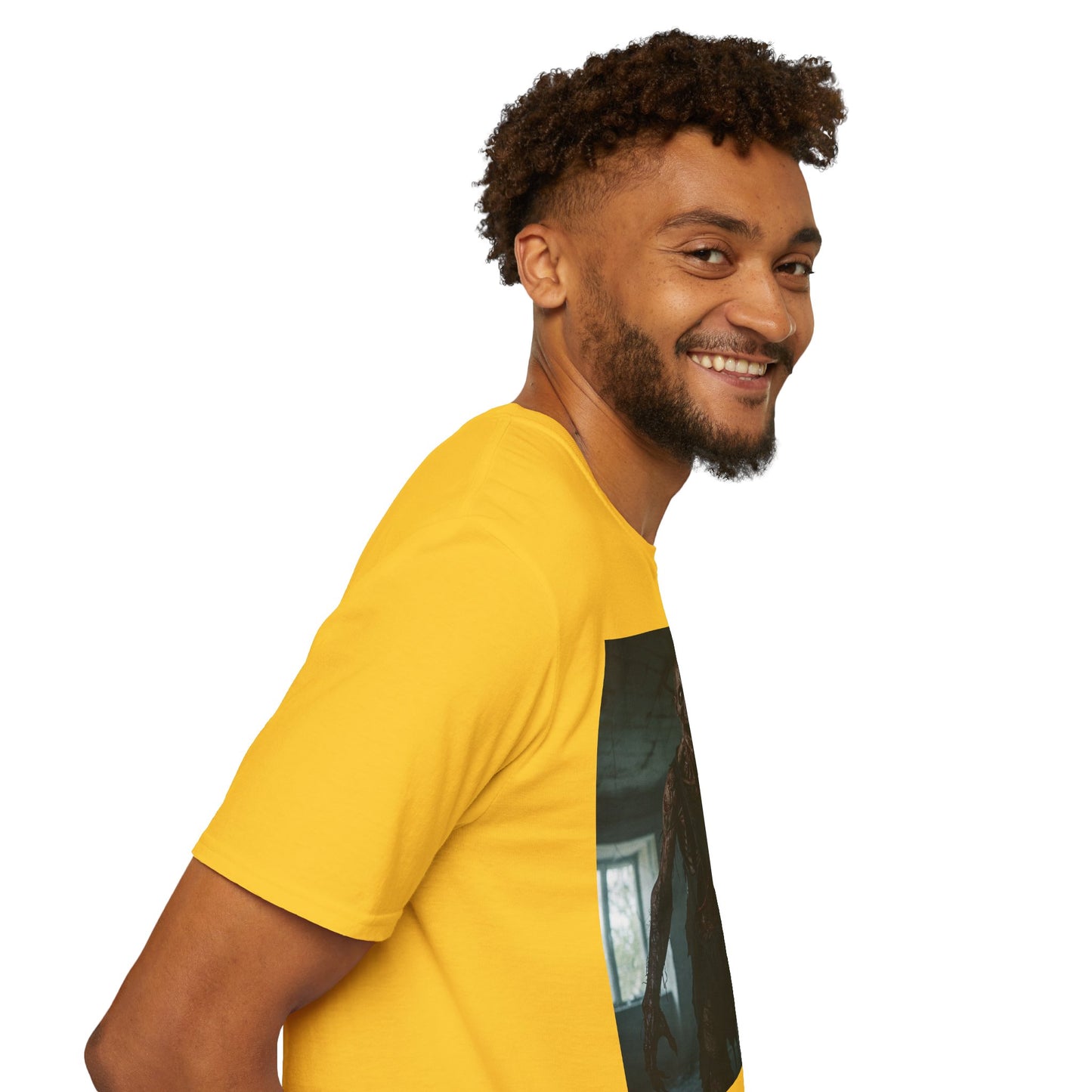 Creepy Horror Graphic Unisex T-Shirt – Perfect for Halloween and Haunted House Lovers