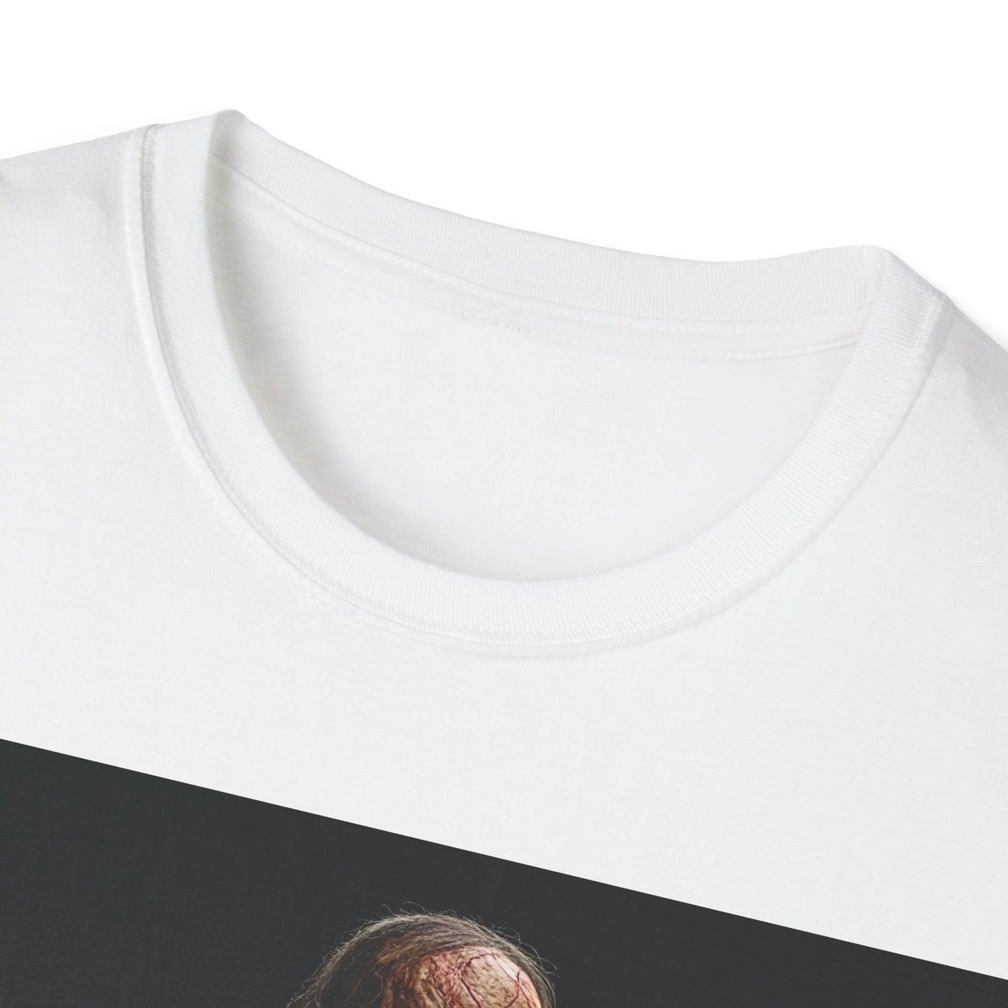 UK - Unisex Softstyle Zombie T-Shirt for Halloween