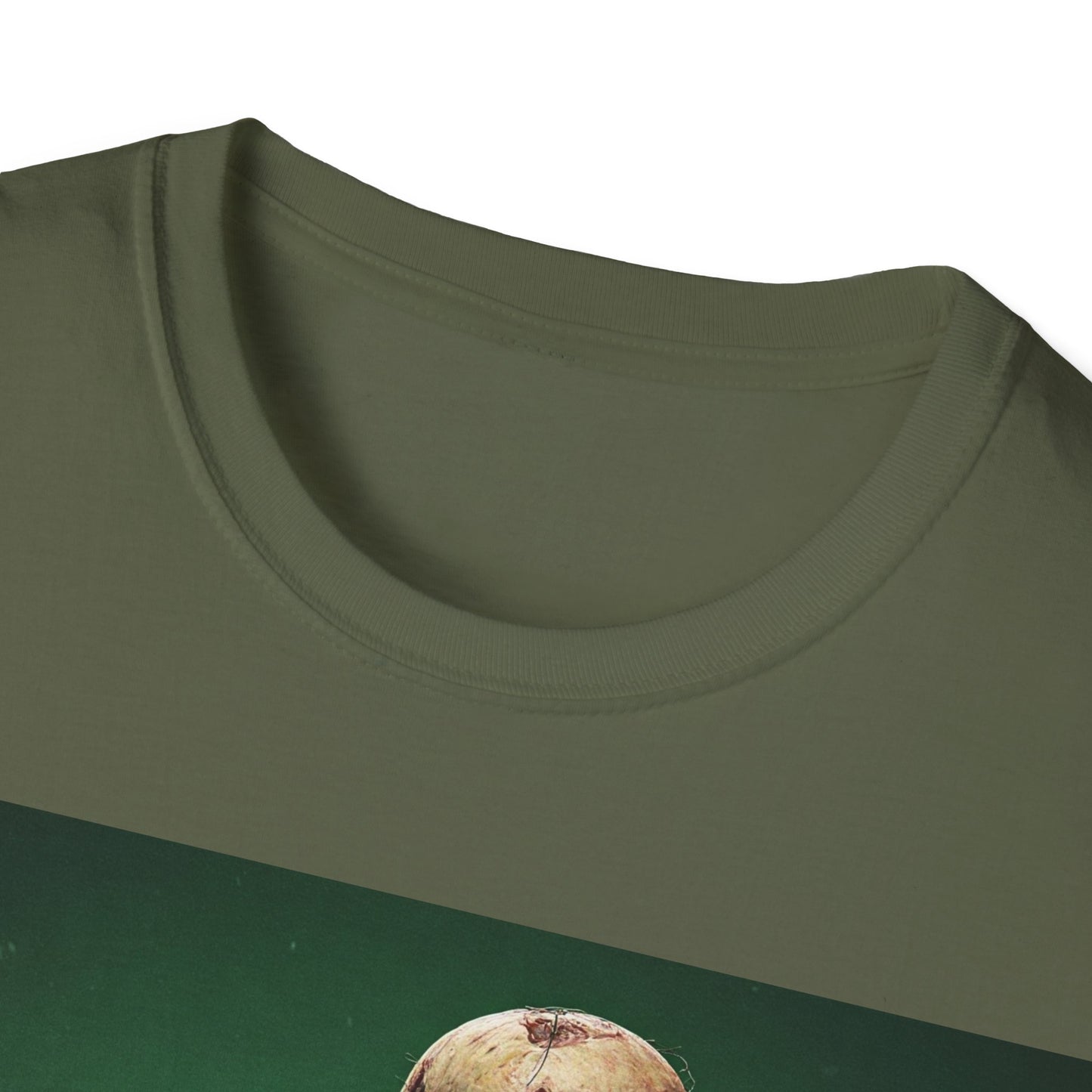UK - Zombie Graphic Unisex Softstyle T-Shirt - Perfect for Halloween and Horror Fans