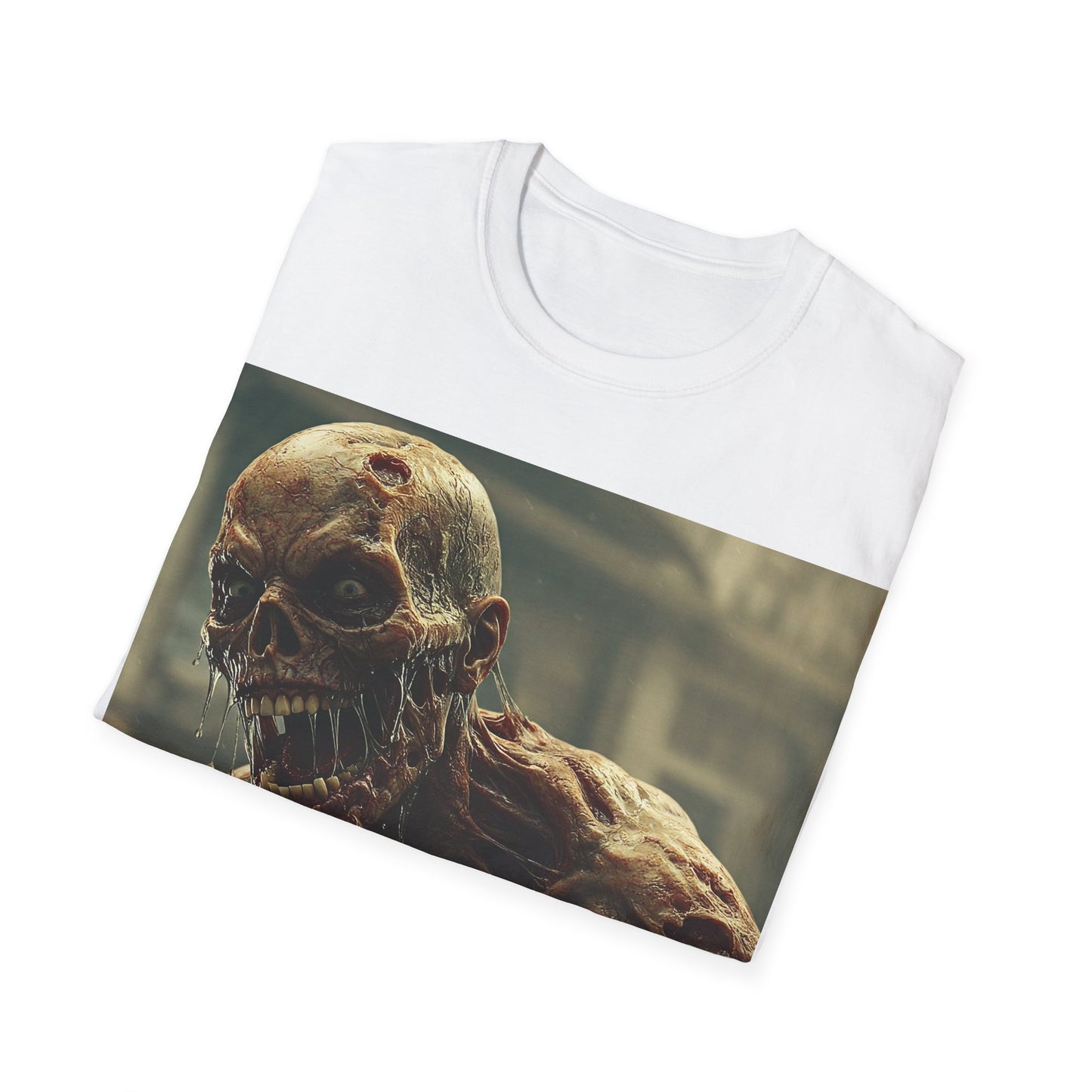 UK - Unisex Softstyle Zombie Graphic T-Shirt - Spooky Halloween Tee