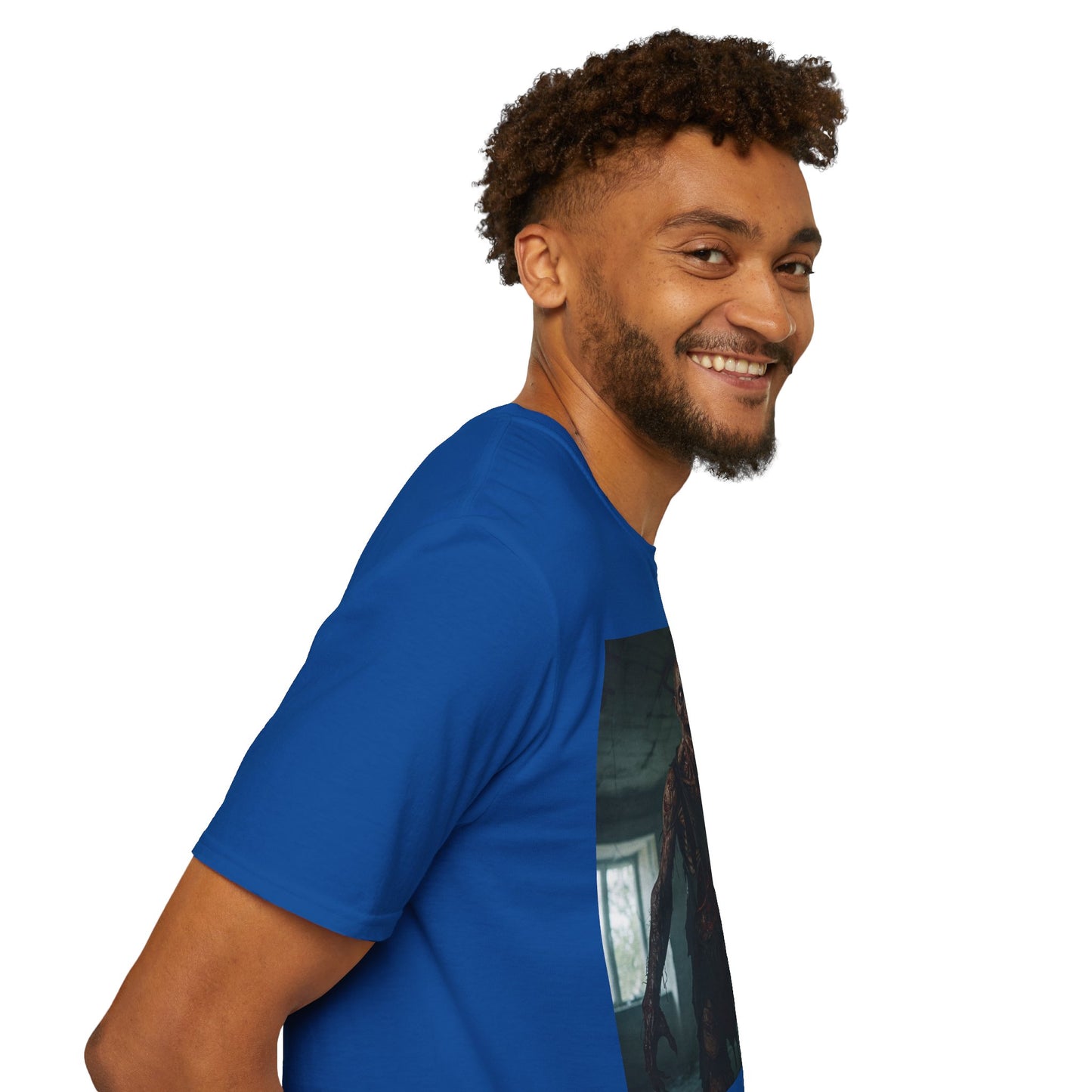 Creepy Horror Graphic Unisex T-Shirt – Perfect for Halloween and Haunted House Lovers