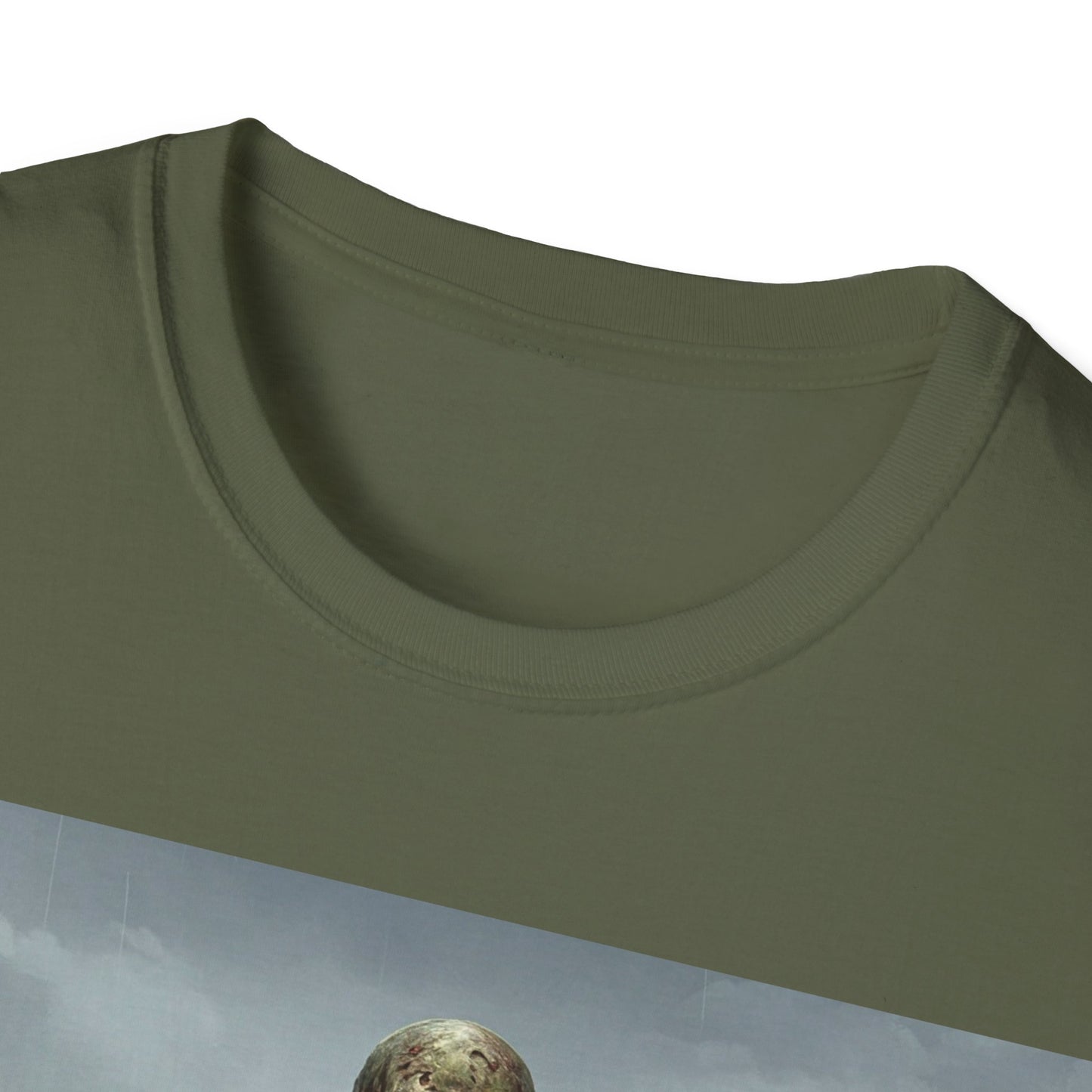 UK - Zombie Rowboat Unisex Softstyle T-Shirt - Spooky Graphic Tee for Halloween Fans