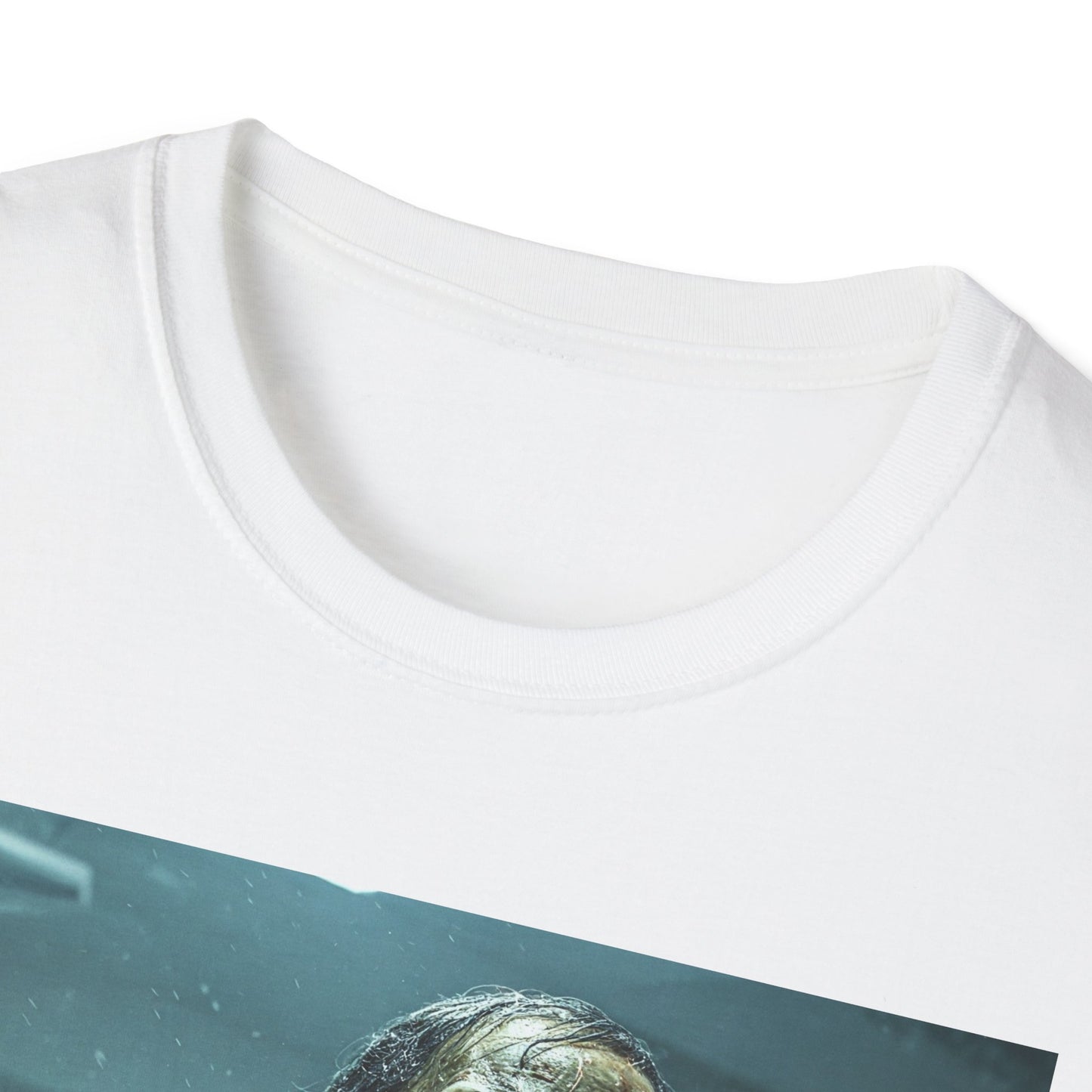 Unisex Horror Graphic T-Shirt - Creepy Zombie Design