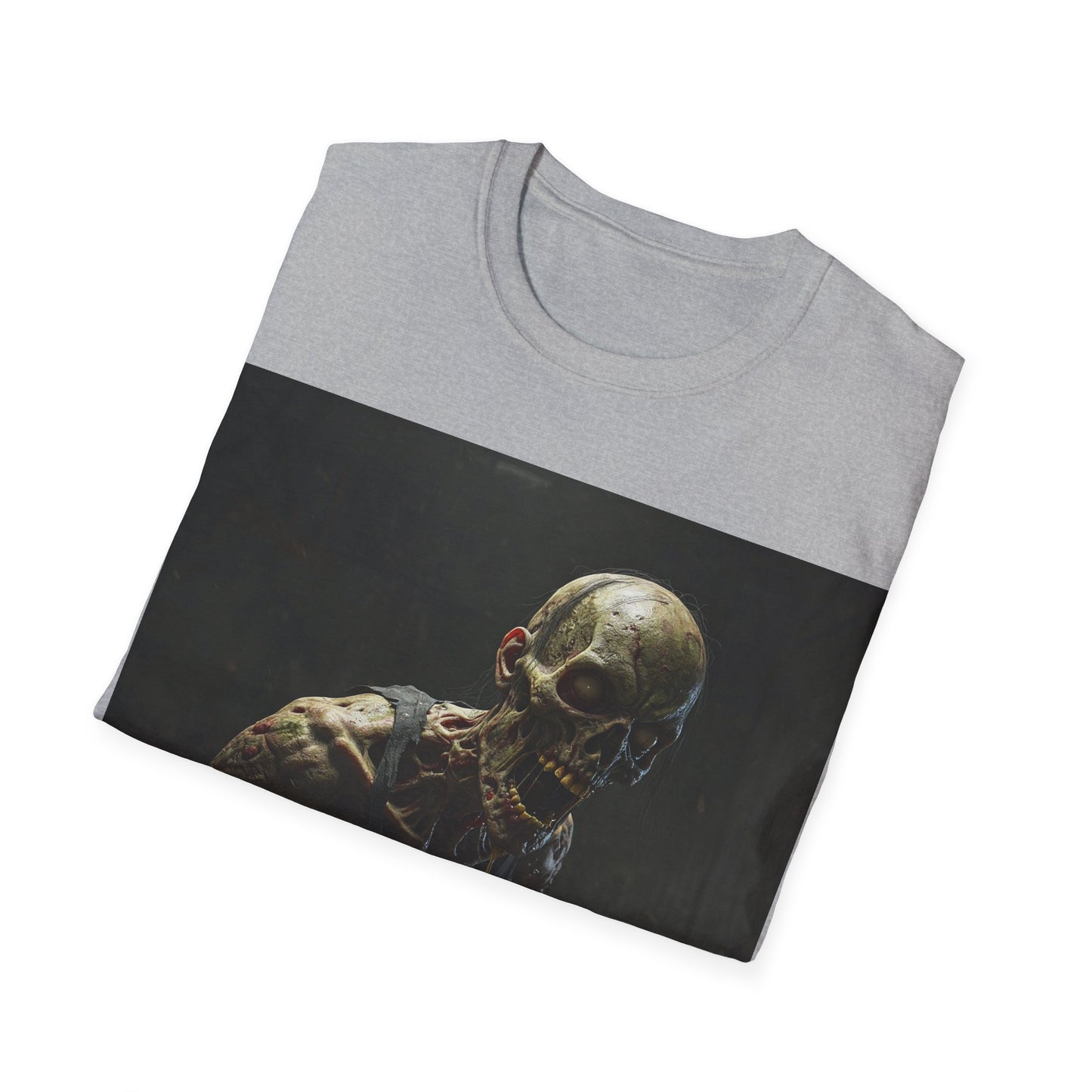 UK - Creepy Zombie Unisex Softstyle T-Shirt - Perfect for Halloween & Horror Fans