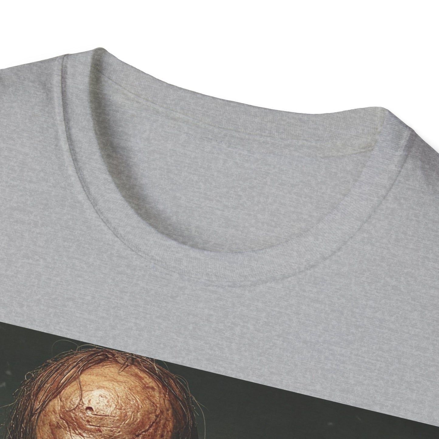 UK - Spooky Skeleton Unisex Softstyle T-Shirt - Perfect for Halloween and Horror Lovers
