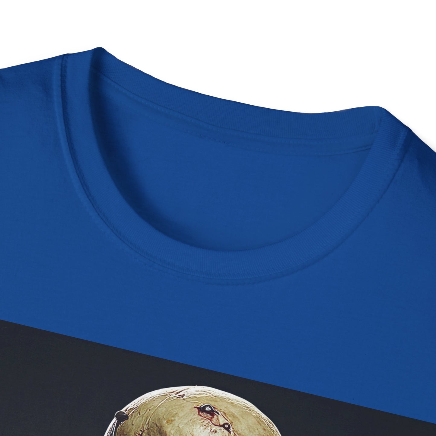 UK - Spooky Skeleton Unisex Softstyle T-Shirt - Perfect for Halloween & Horror Fans