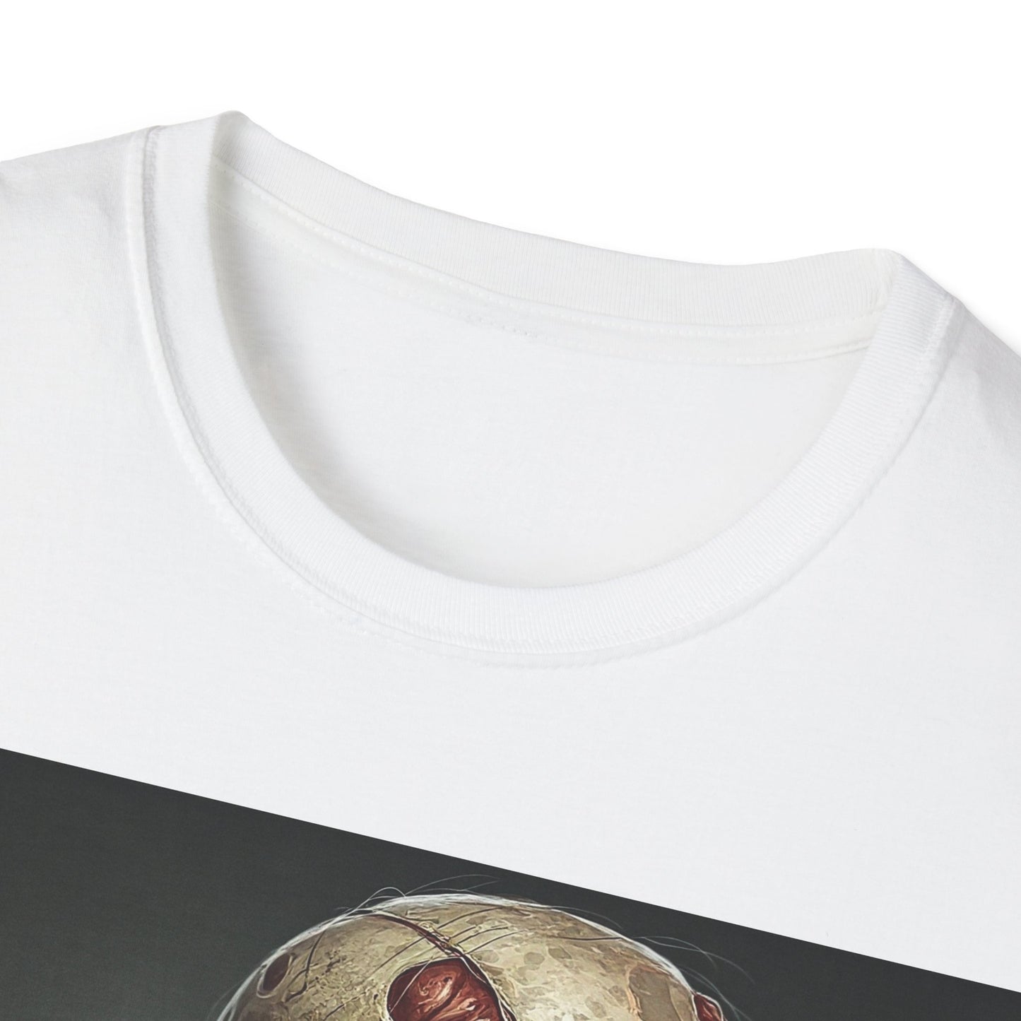 UK - Zombie Graphic Unisex Softstyle T-Shirt for Horror Fans