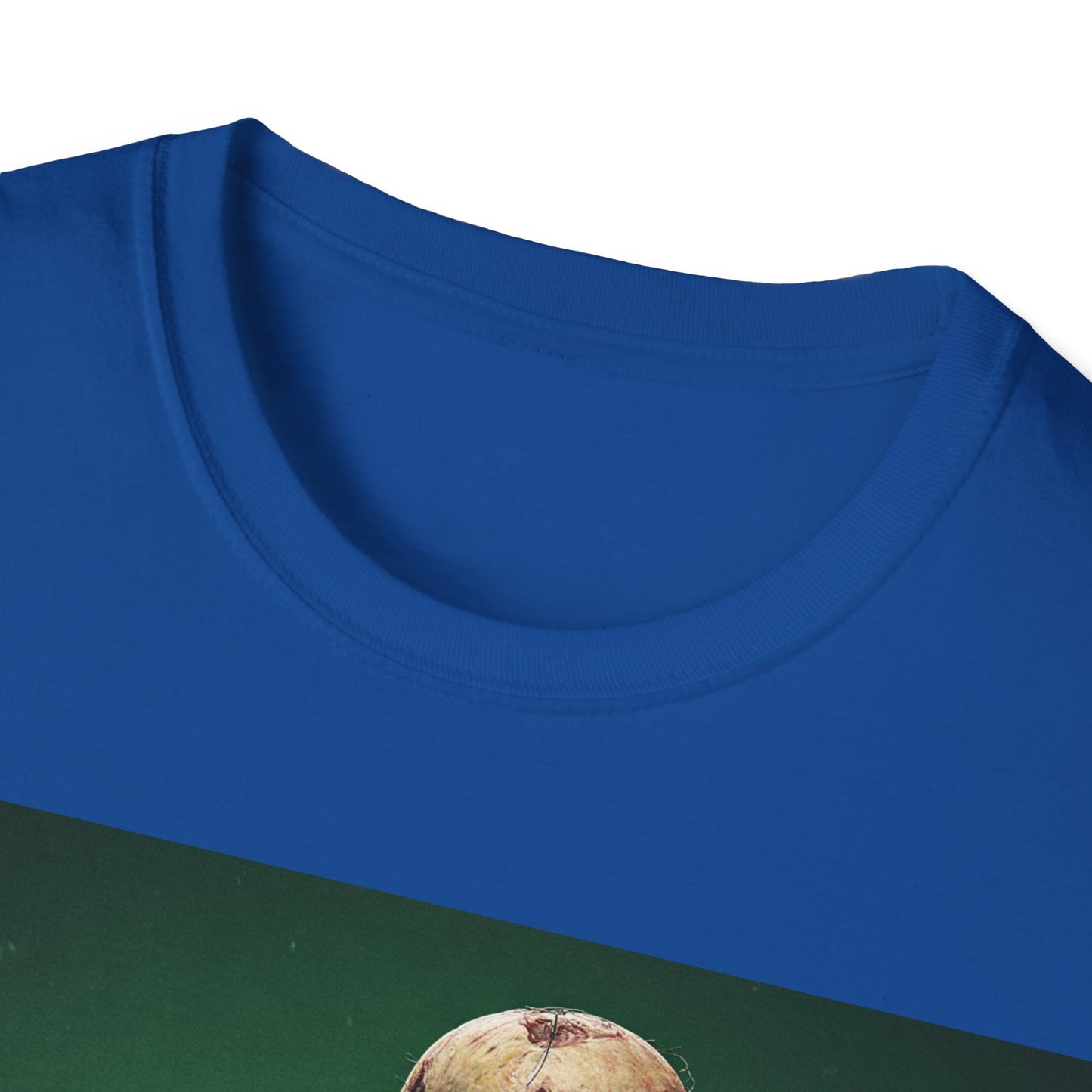 UK - Zombie Graphic Unisex Softstyle T-Shirt - Perfect for Halloween and Horror Fans