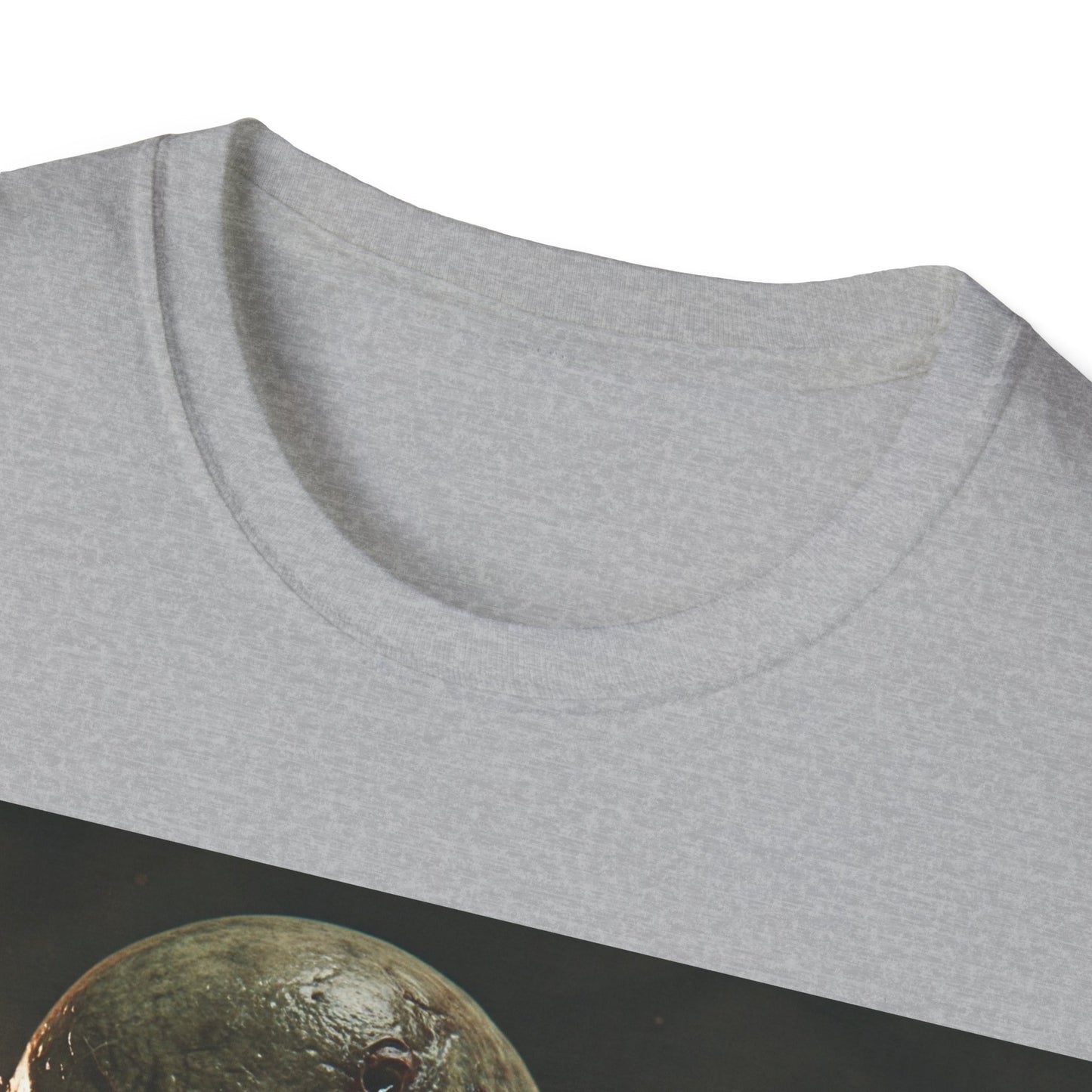 UK - Unisex Zombie Graphic Softstyle T-Shirt | Perfect for Halloween & Horror Fans