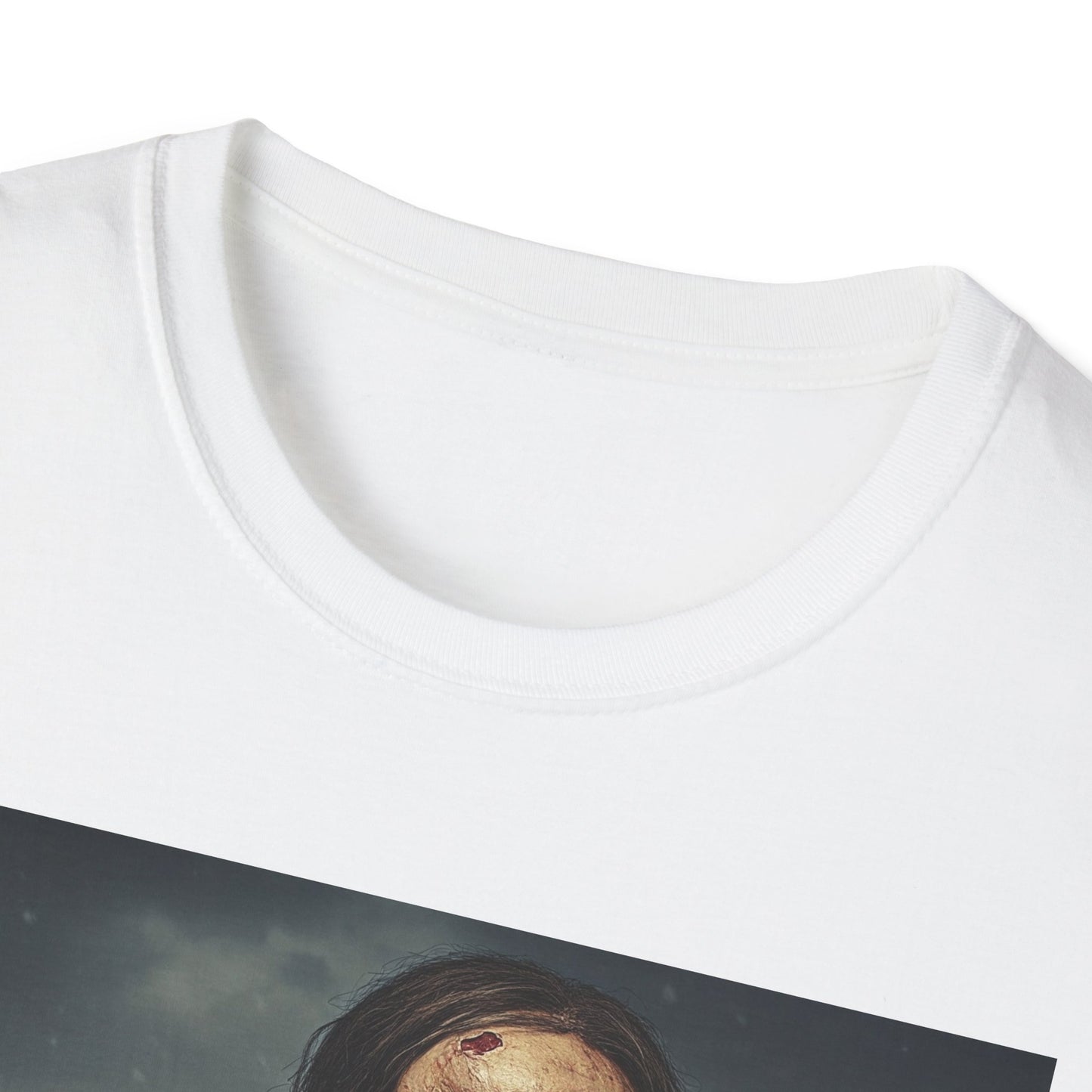 Chilling Horror Graphic T-Shirt for Halloween Enthusiasts