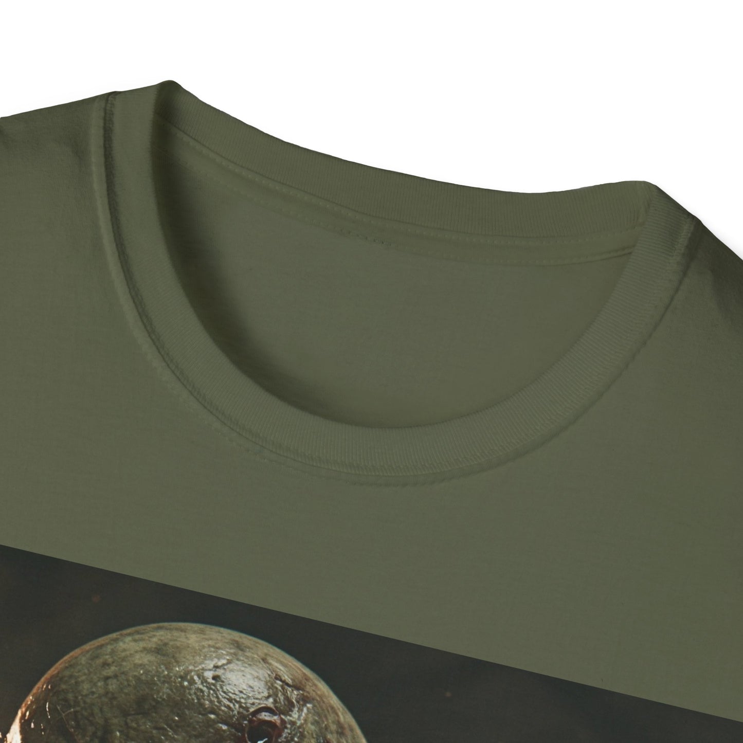 UK - Unisex Zombie Graphic Softstyle T-Shirt | Perfect for Halloween & Horror Fans