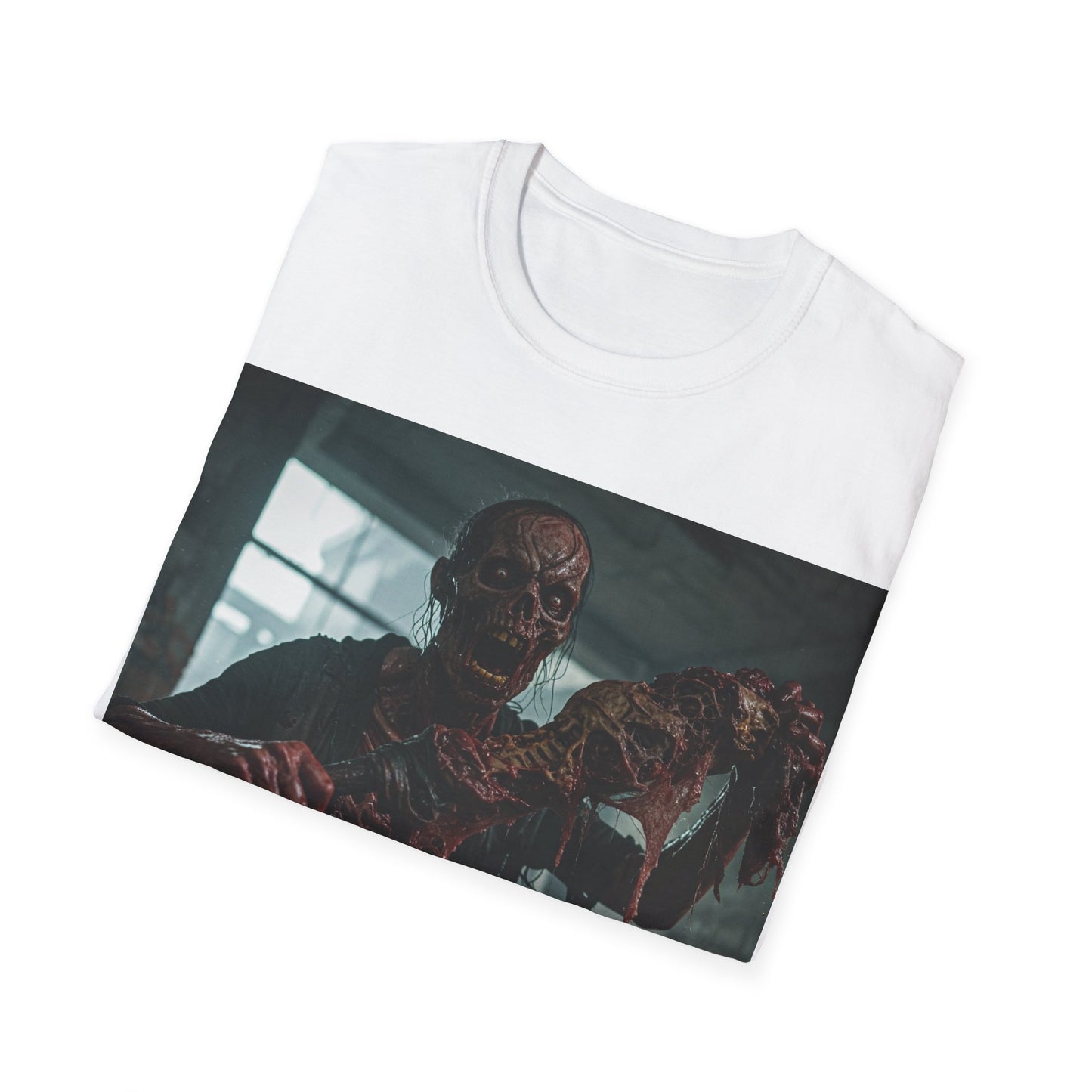 UK - Creepy Zombie Graphic Unisex T-Shirt - Perfect for Halloween & Horror Fans