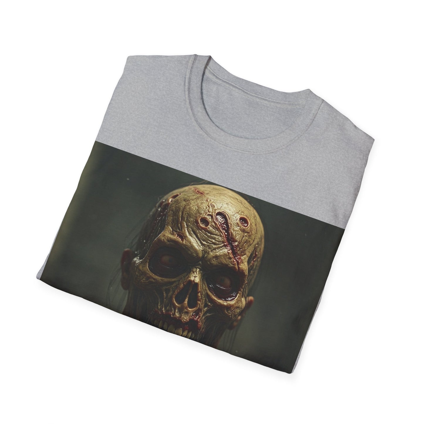UK - Unisex Softstyle T-Shirt - Creepy Skull Design - Perfect for Halloween or Casual Wear