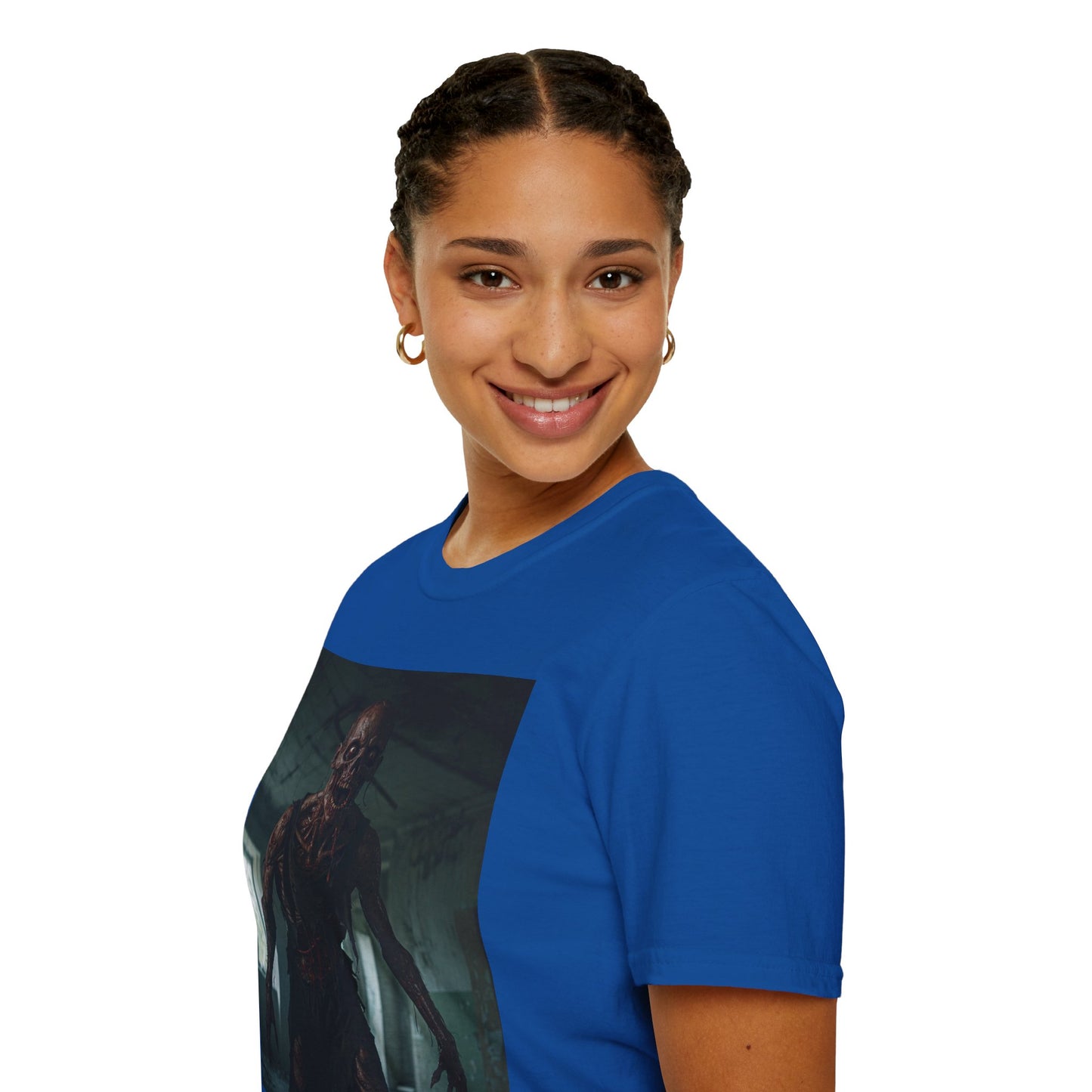 Creepy Horror Graphic Unisex T-Shirt – Perfect for Halloween and Haunted House Lovers