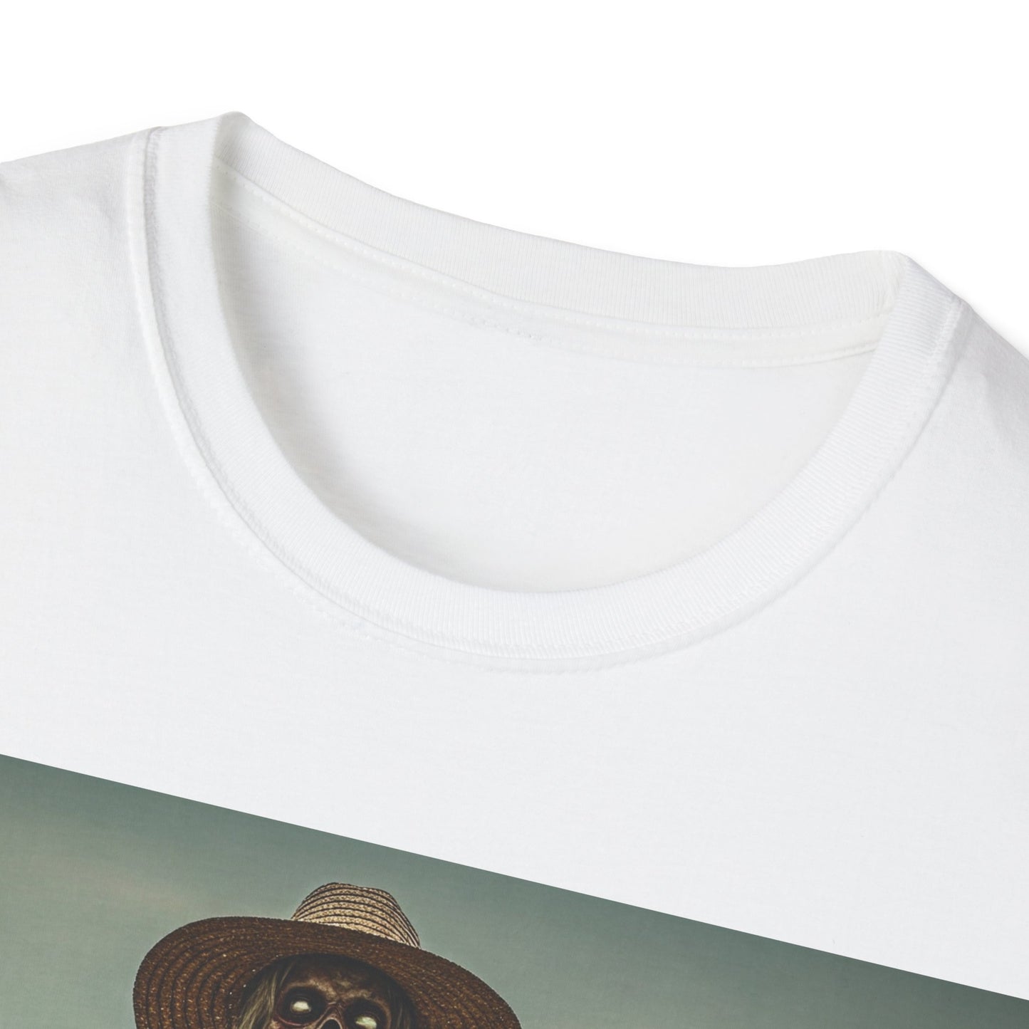 UK - Scary Farmhouse Horror Unisex Softstyle T-Shirt
