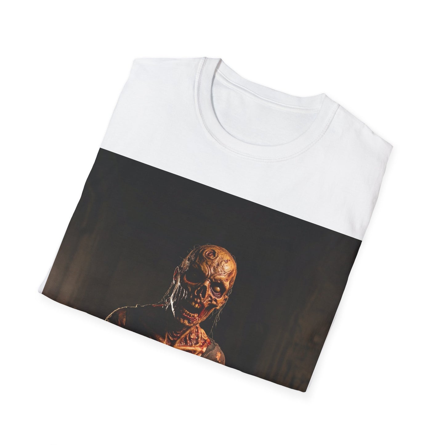 UK - Creepy Horror Graphic Unisex T-Shirt - Perfect for Halloween Fans