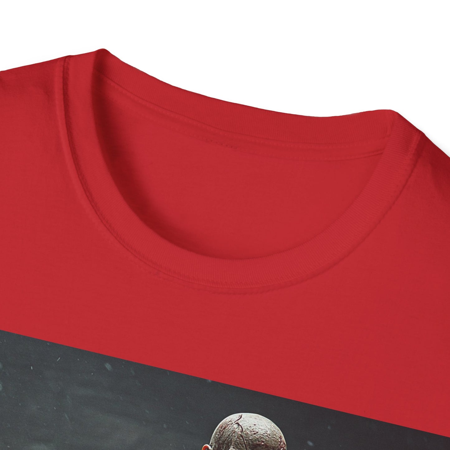 UK - Horror Creature Unisex Softstyle T-Shirt - Spooky Graphic Tee