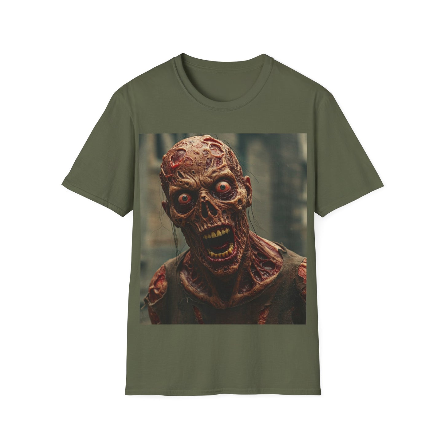 UK - Creepy Zombie Unisex Softstyle T-Shirt for Halloween Horror Fans