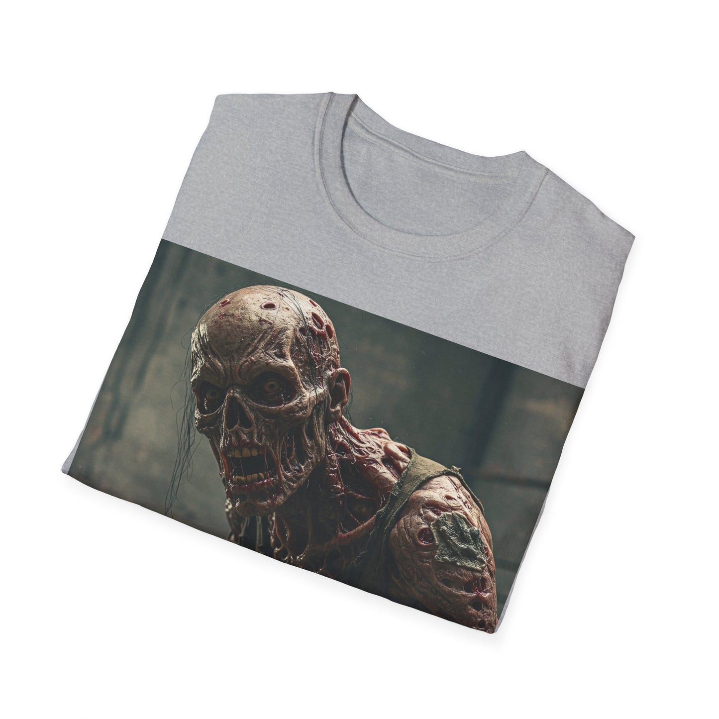 UK - Creepy Zombie Graphic Unisex T-Shirt - Perfect for Halloween and Horror Fans