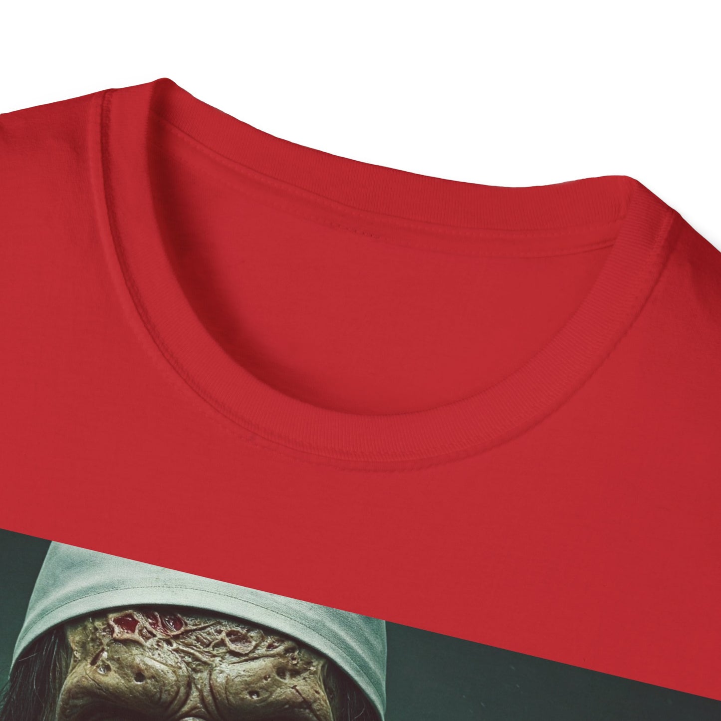 UK - Zombie Doctor Unisex Softstyle T-Shirt - Perfect for Halloween and Horror Fans