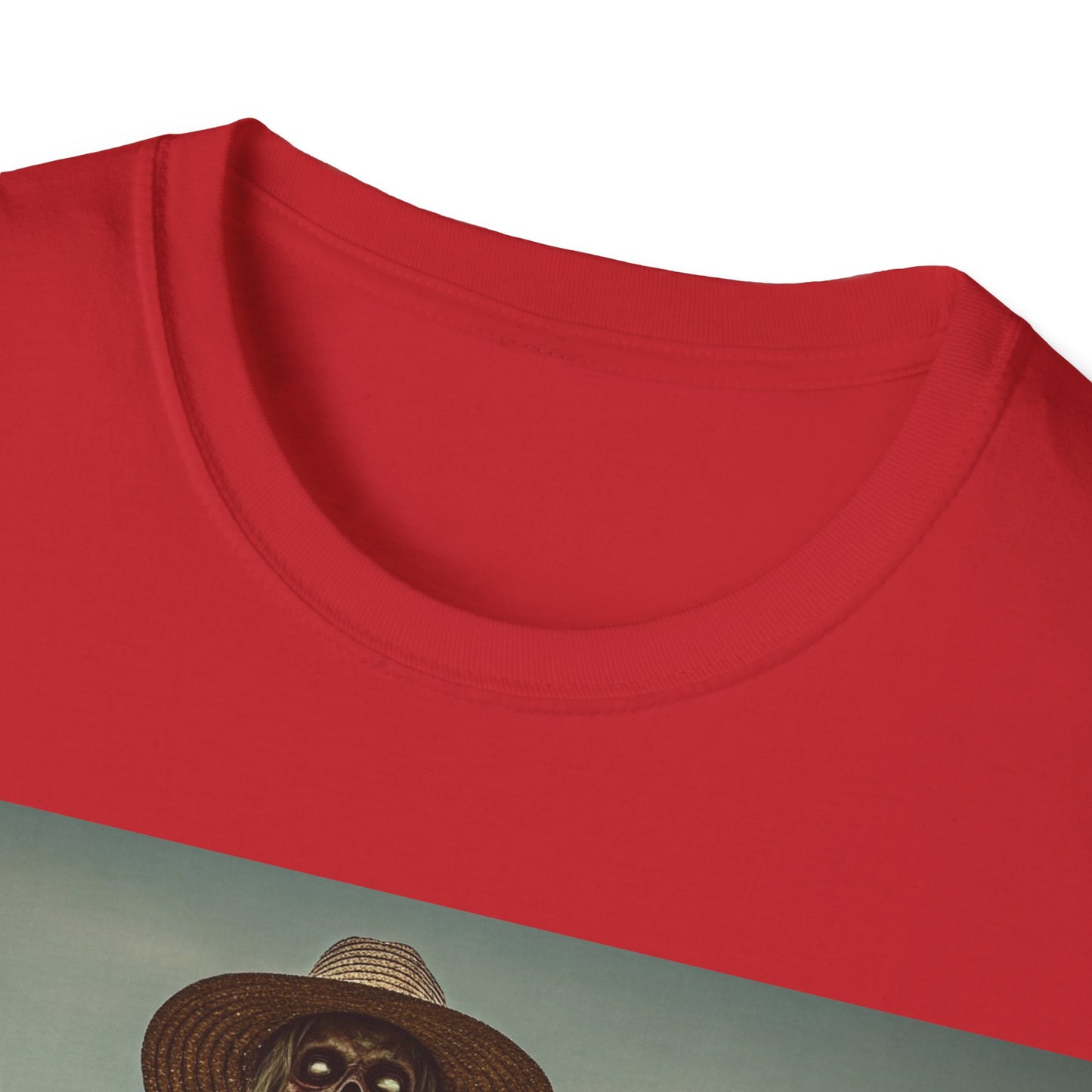 UK - Scary Farmhouse Horror Unisex Softstyle T-Shirt