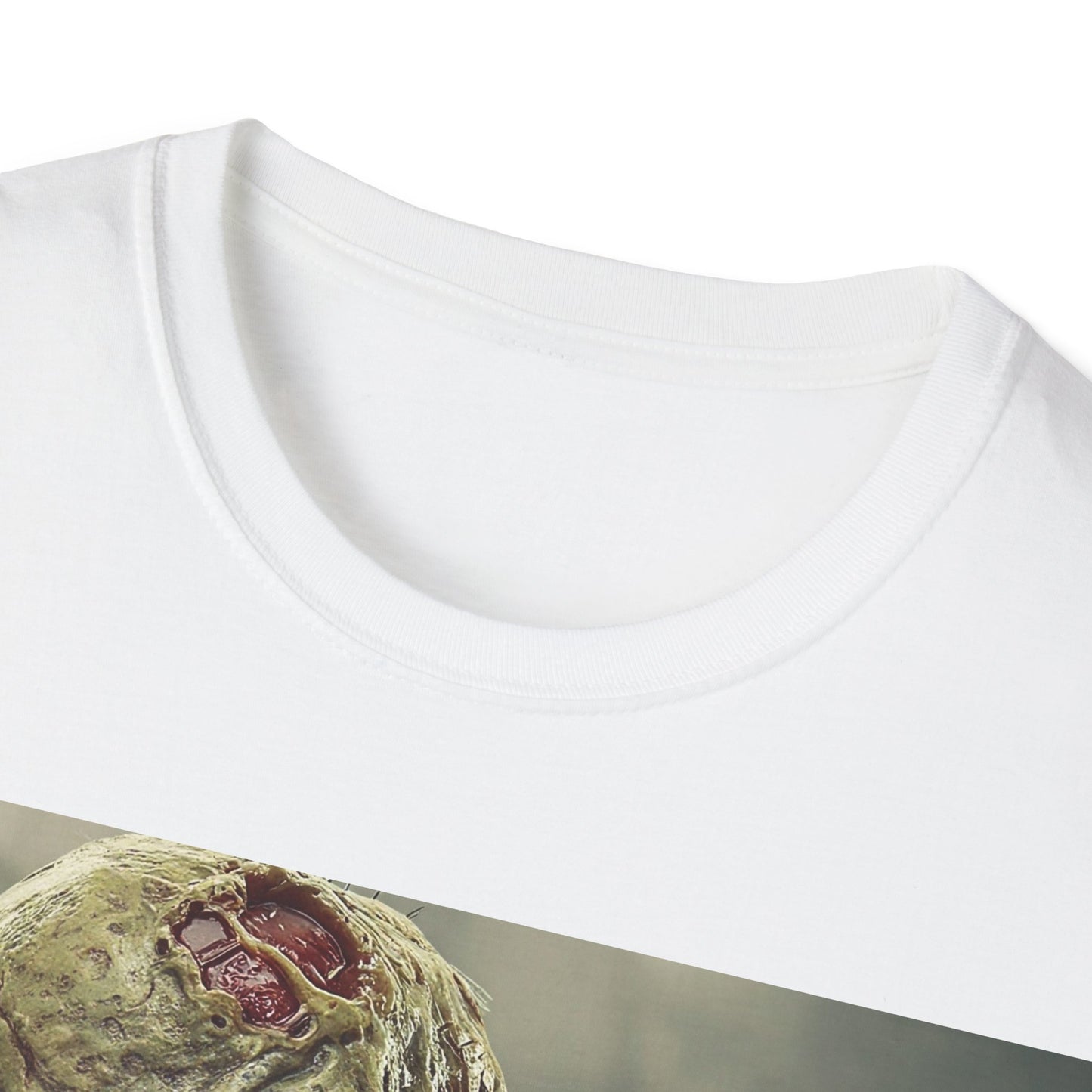 UK - Unisex Softstyle Zombie Graphic T-Shirt - Perfect for Halloween and Horror Fans