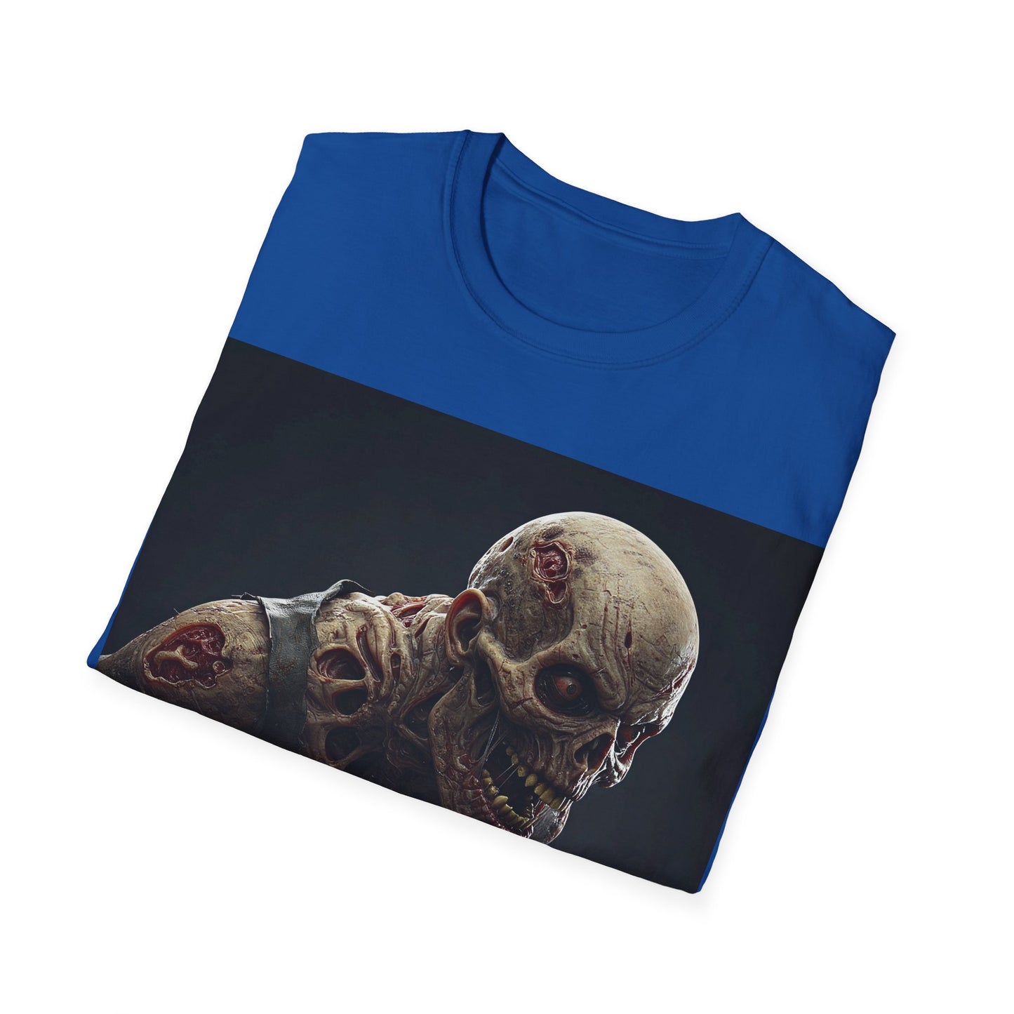 UK - Creepy Skeleton Graphic Unisex Softstyle T-Shirt - Perfect for Halloween & Horror Fans