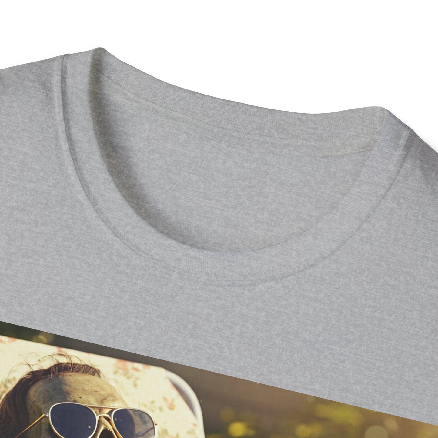 UK - Relaxing Skeleton Unisex Softstyle T-Shirt - Perfect for Halloween and Everyday Wear
