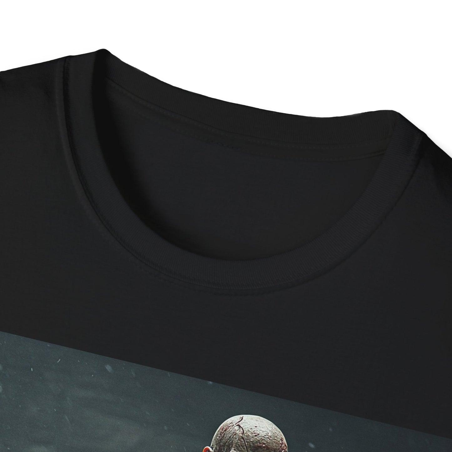 UK - Horror Creature Unisex Softstyle T-Shirt - Spooky Graphic Tee
