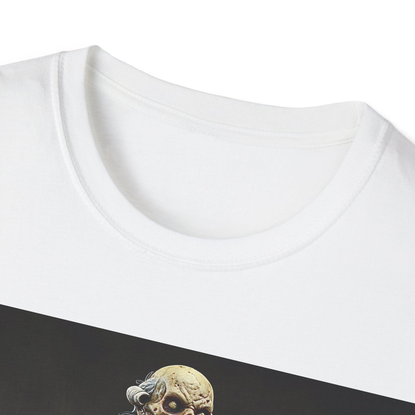 UK - Zombie Science Unisex Softstyle T-Shirt - Spooky Halloween Apparel