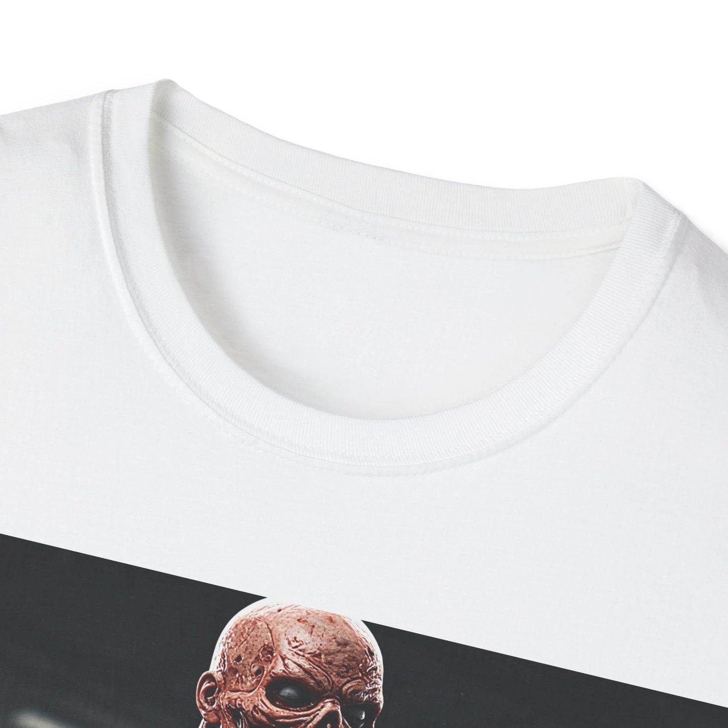 UK - Muscle Graphic Unisex Softstyle T-Shirt - Ideal for Gym Lovers