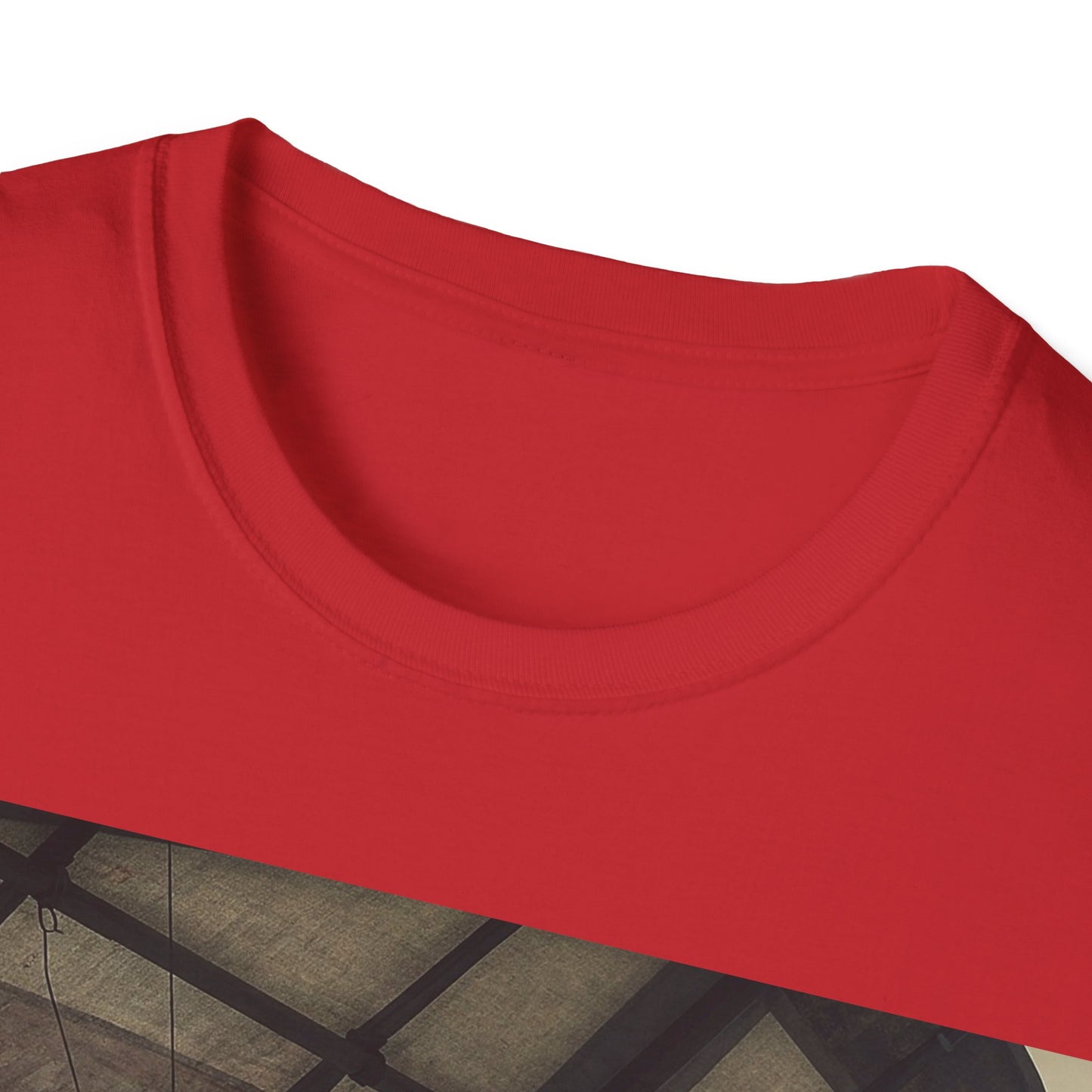 UK - Zombie Parachute Unisex Softstyle T-Shirt - Perfect for Halloween and Horror Fans