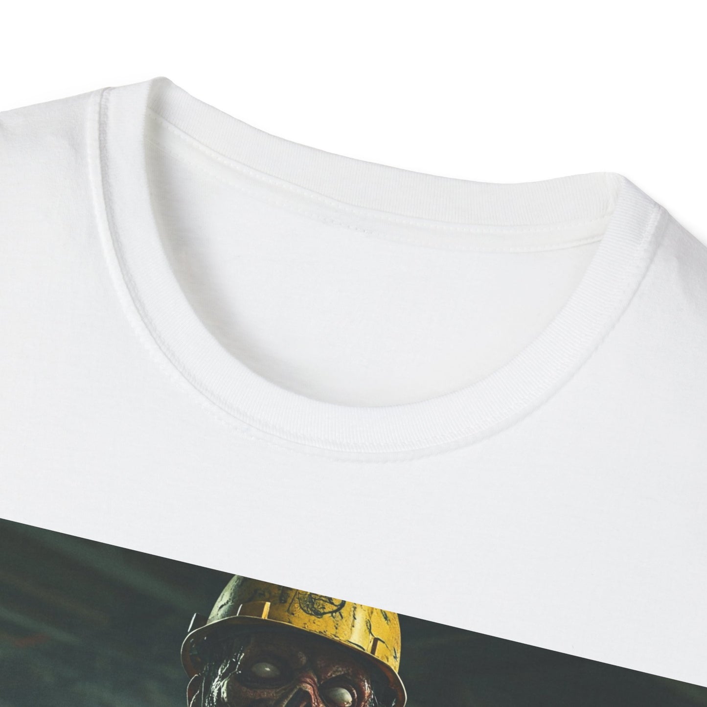 UK - Unisex Horror Graphic T-Shirt - Vintage Monster Design