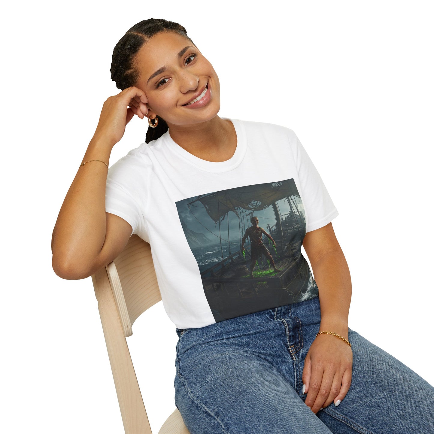 Adventurous Pirate Graphic Unisex T-Shirt - Perfect for Sea Lovers!